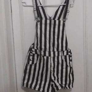 Hot topic overalls